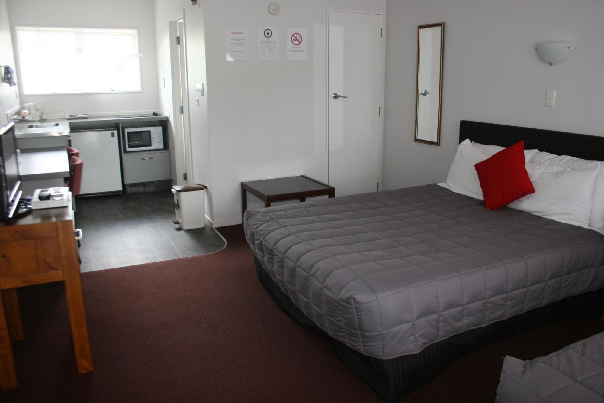 Burgundy Rose Motel Уангарей Екстериор снимка