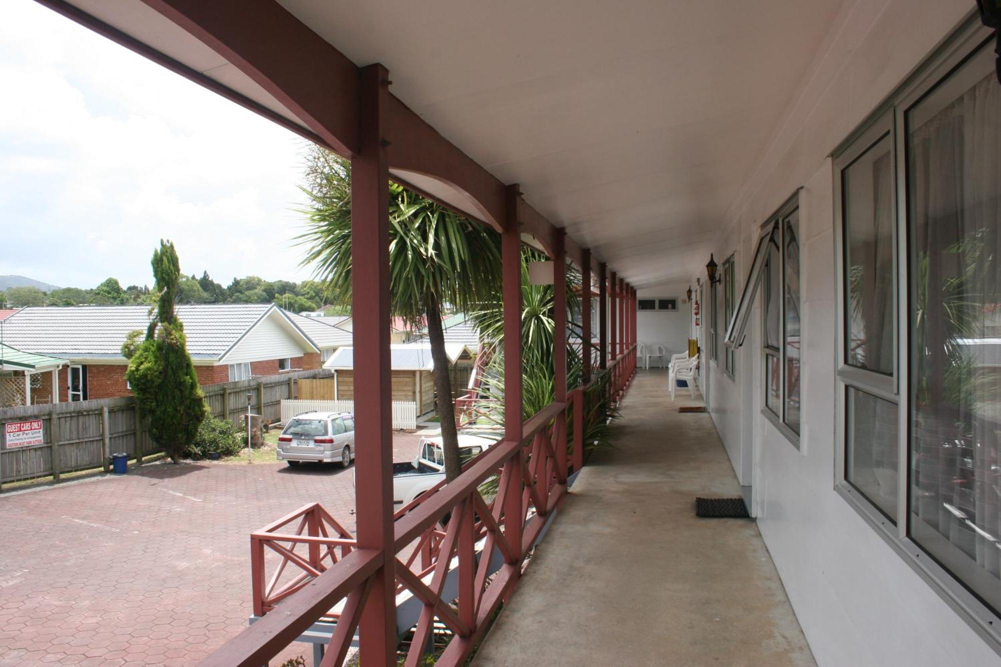 Burgundy Rose Motel Уангарей Екстериор снимка
