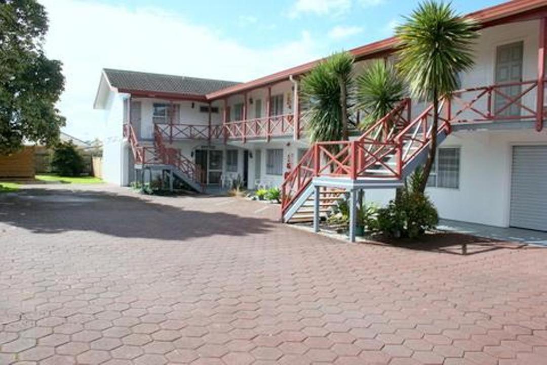 Burgundy Rose Motel Уангарей Екстериор снимка
