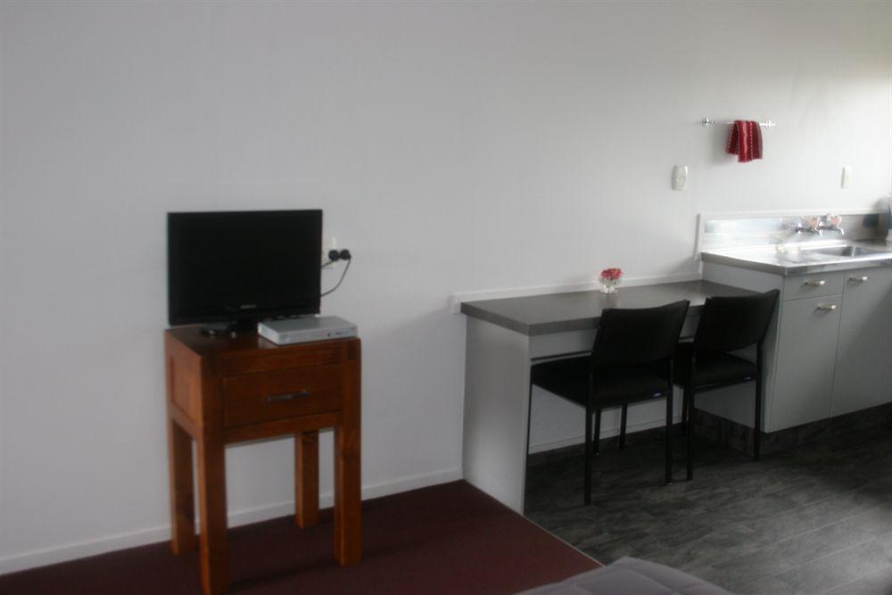 Burgundy Rose Motel Уангарей Екстериор снимка