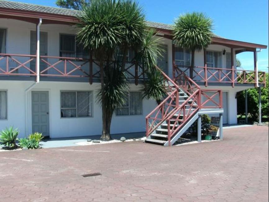 Burgundy Rose Motel Уангарей Екстериор снимка